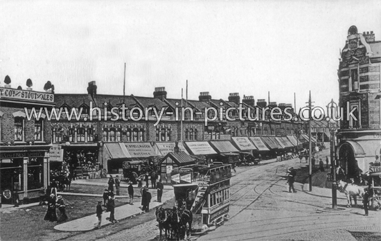 The Bakers Arms, Lea Bridge Road, Leyton, London. c.1904